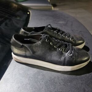 Nine West Palmeroo Leather Soft Casual Sneaker Shoe US 7 Low Top Skate